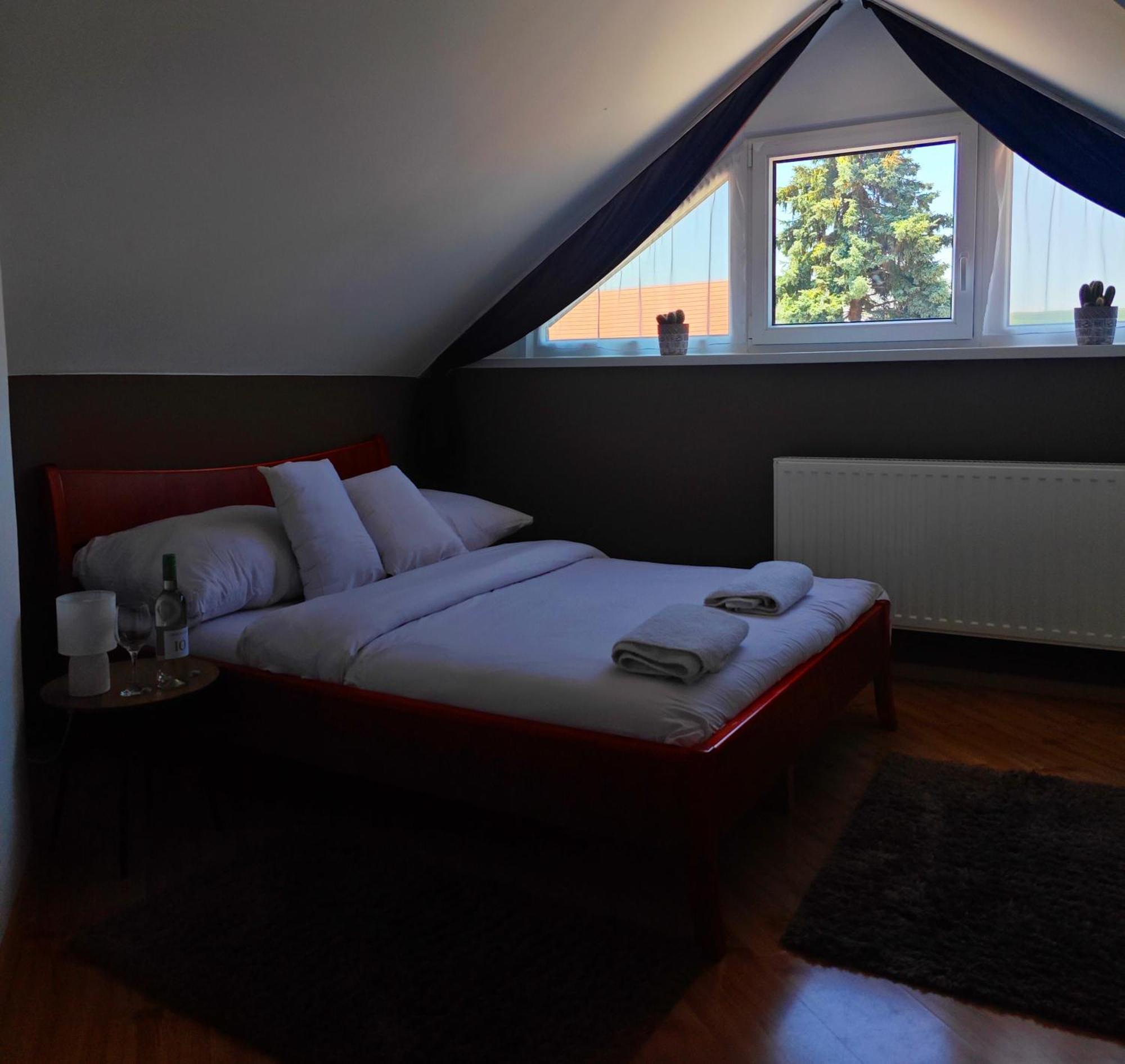 エゲルサローク Zoeld Sziget Wellness Bed & Breakfast エクステリア 写真